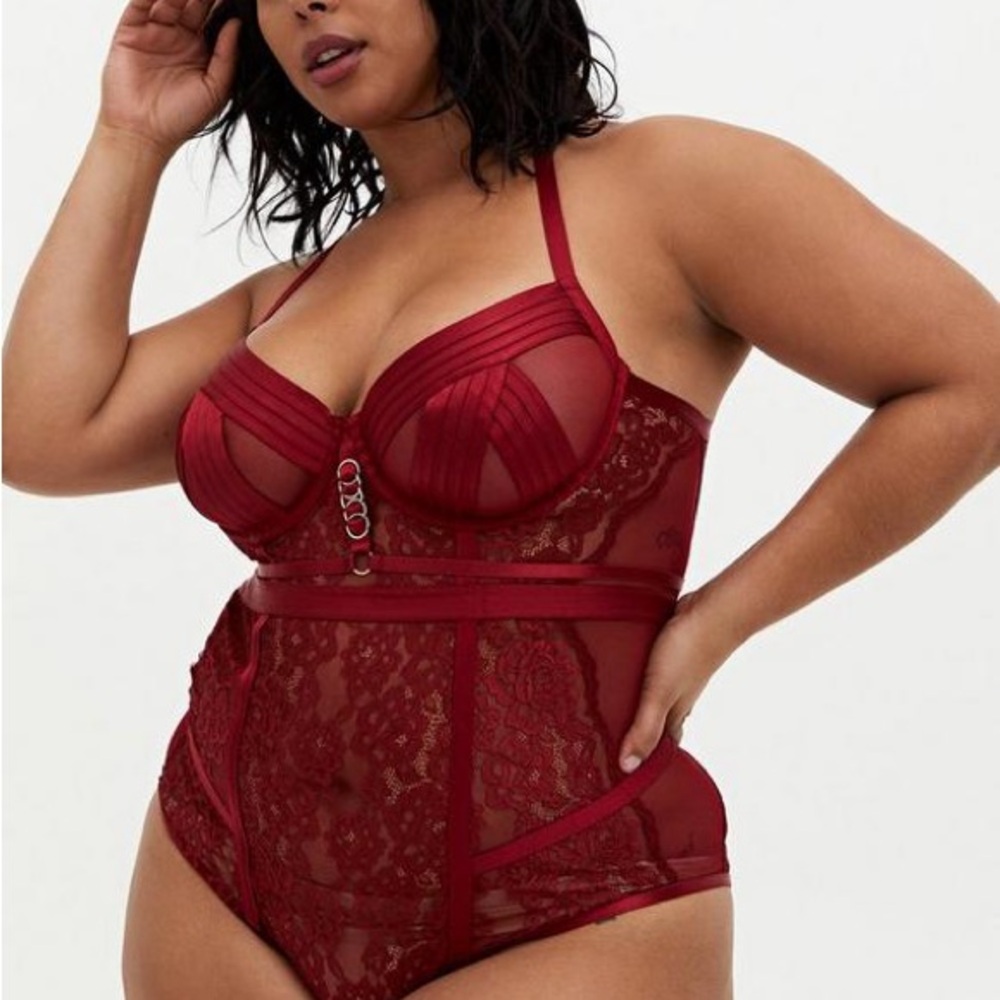 Torrid open back Red Lace Bodysuit